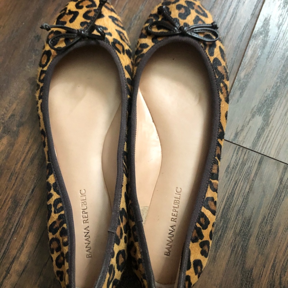 Banana Republic Cheetah print flats